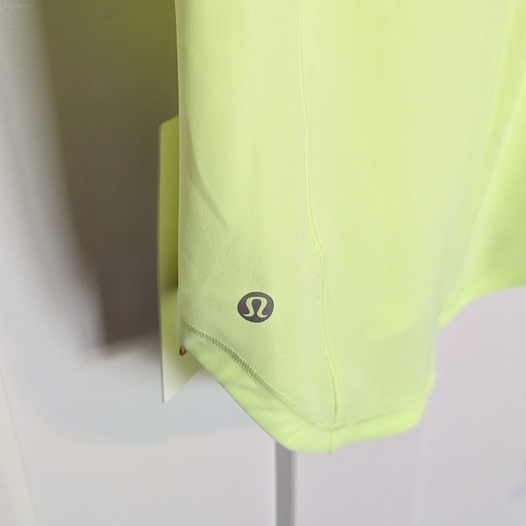Lululemon NWT Sculpt Tank - Faded Zap Bright Yellow sz 2 - Picture 5 of 5